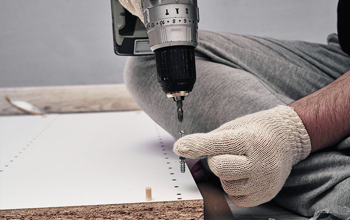 Möbelauslieferung durch Fachpersonal inklusive Montage